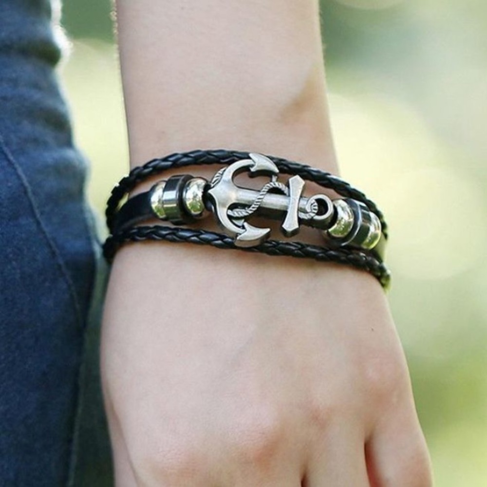 Beautiful Anchor bracelet